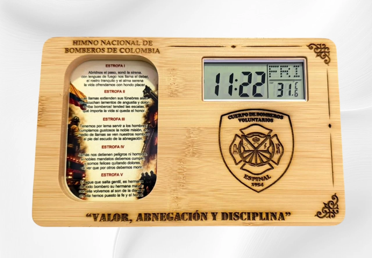 Reloj digital personalizado