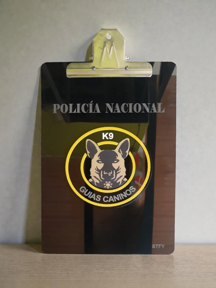 Planillero en acrilico